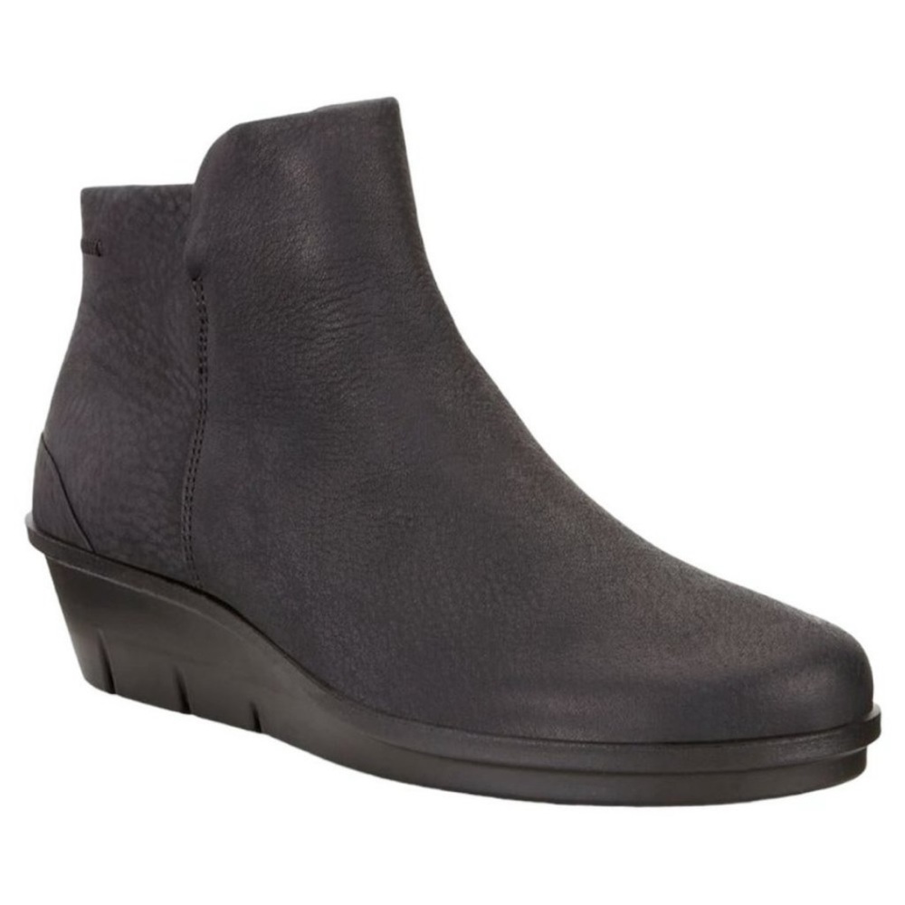 Ecco Skyler Women’s Boot Black 10 Leather Round Toe Wedge Ankle Bootie Comfort